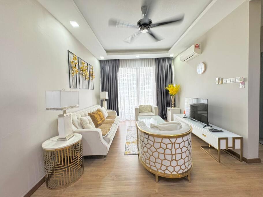 דירות פטלין ג'איה Minumum 7Days 3Br At Pju 10 Damansaradamai מראה חיצוני תמונה