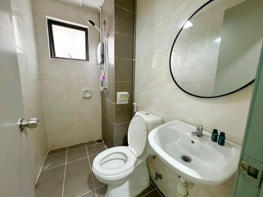 דירות פטלין ג'איה Minumum 7Days 3Br At Pju 10 Damansaradamai מראה חיצוני תמונה
